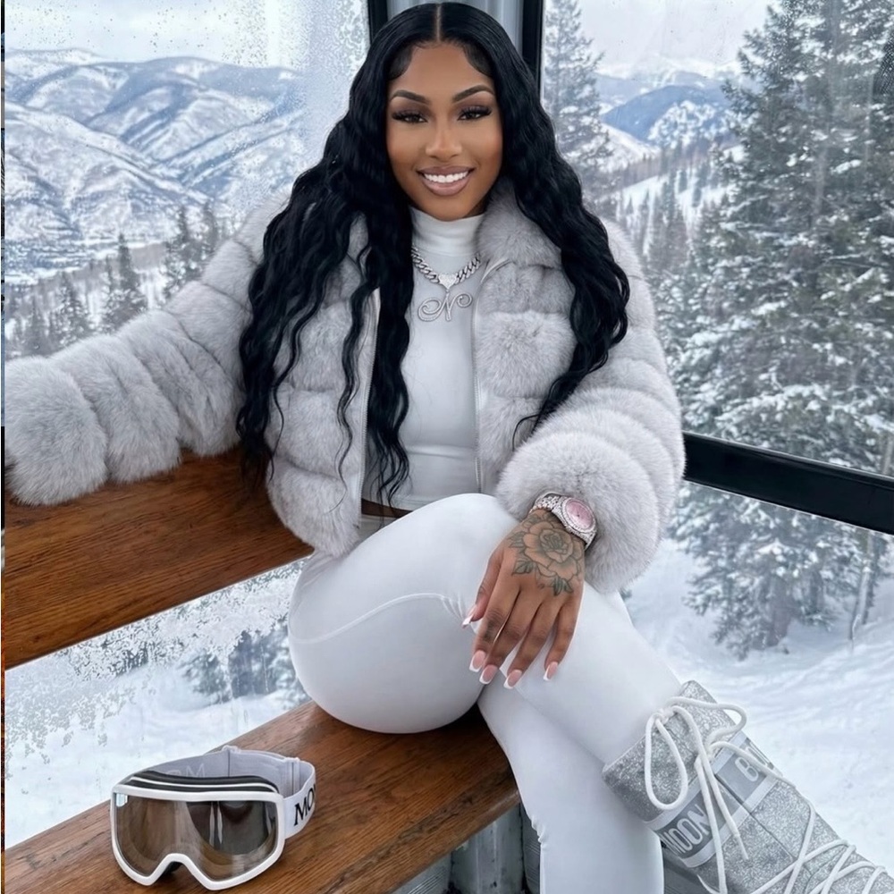 White Double Lined Two Piece Set - image 2